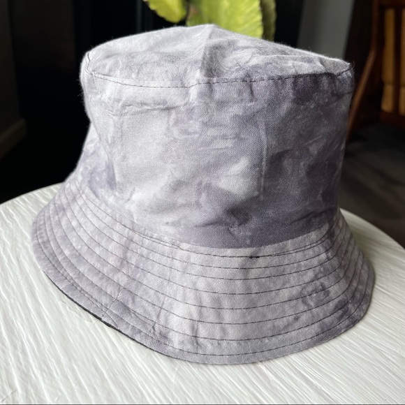 Denim Bucket Hat ~ New - Picture 2 of 5